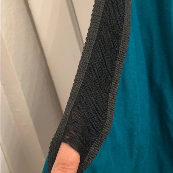 Teal top with black fringe down arm - Picture 3 of 4
